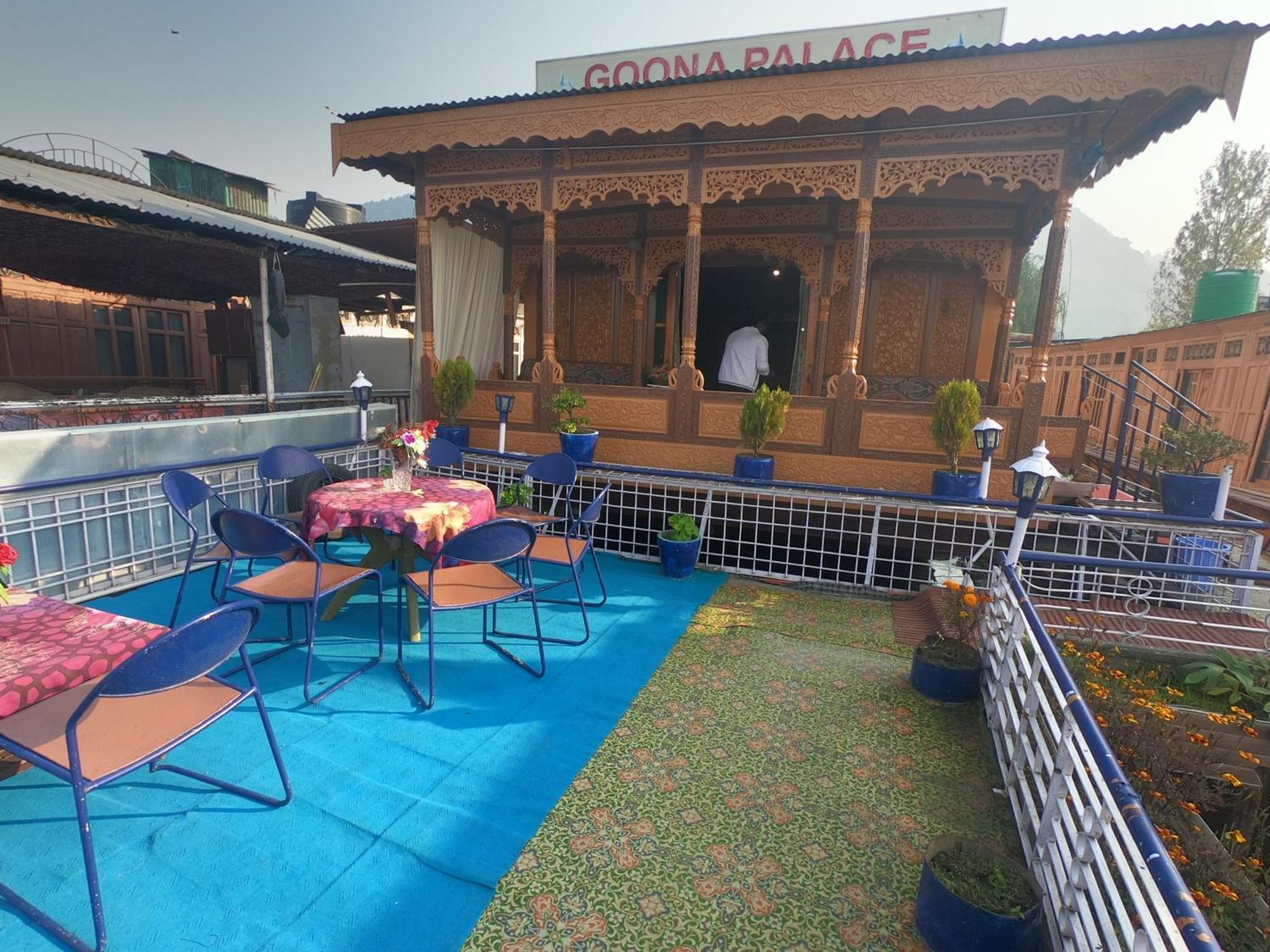 Botel Goona Palace Houseboats 4*